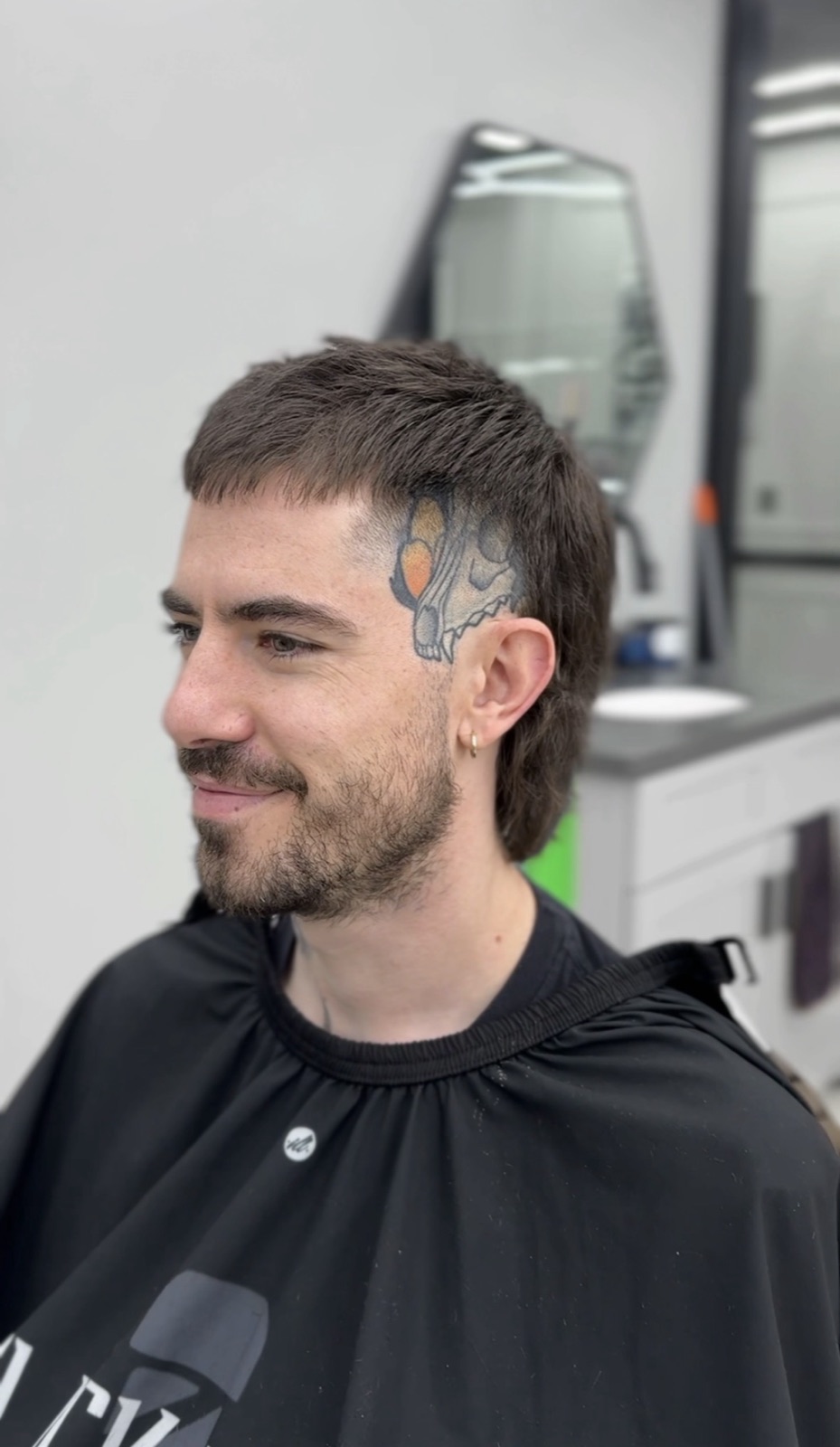 Textured fringe mullet, fresh out of the chair