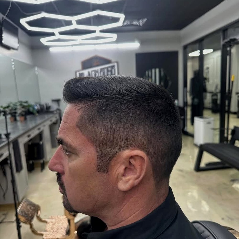 Classic side part with taper