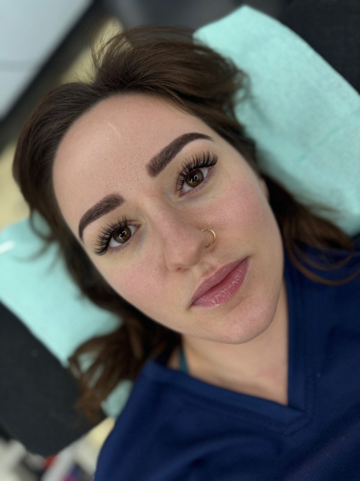 Powder brow with a lash set