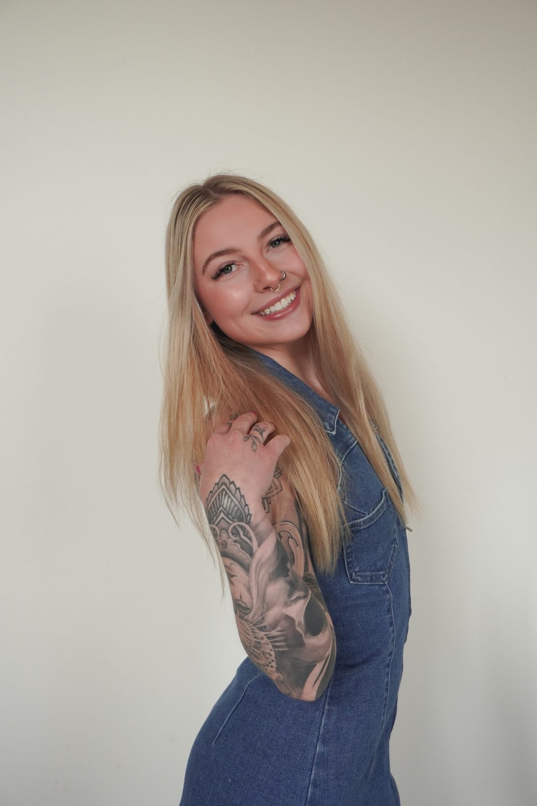Sky, sleeve and all